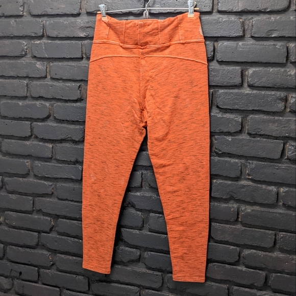 NWT FP MOVEMENT Free People High-Rise Ankle Length Hybrid Leggings Small - Picture 3 of 10